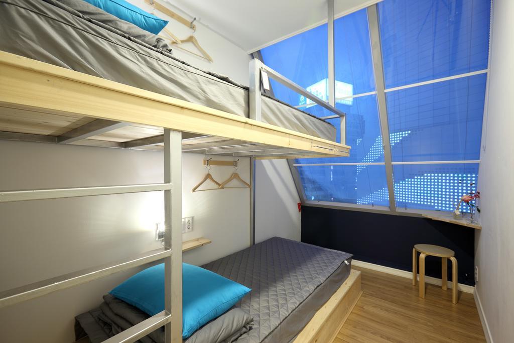 First Guesthouse Busan Rum bild